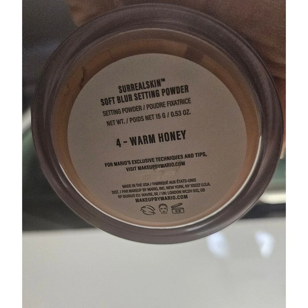 Makeup by Mario surreal skin soft blur setting powder 4 warm honey